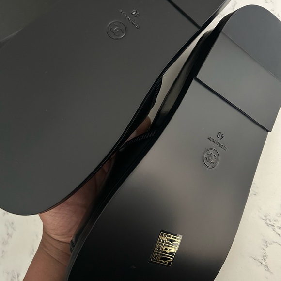 Chanel slides - Picture 5 of 6